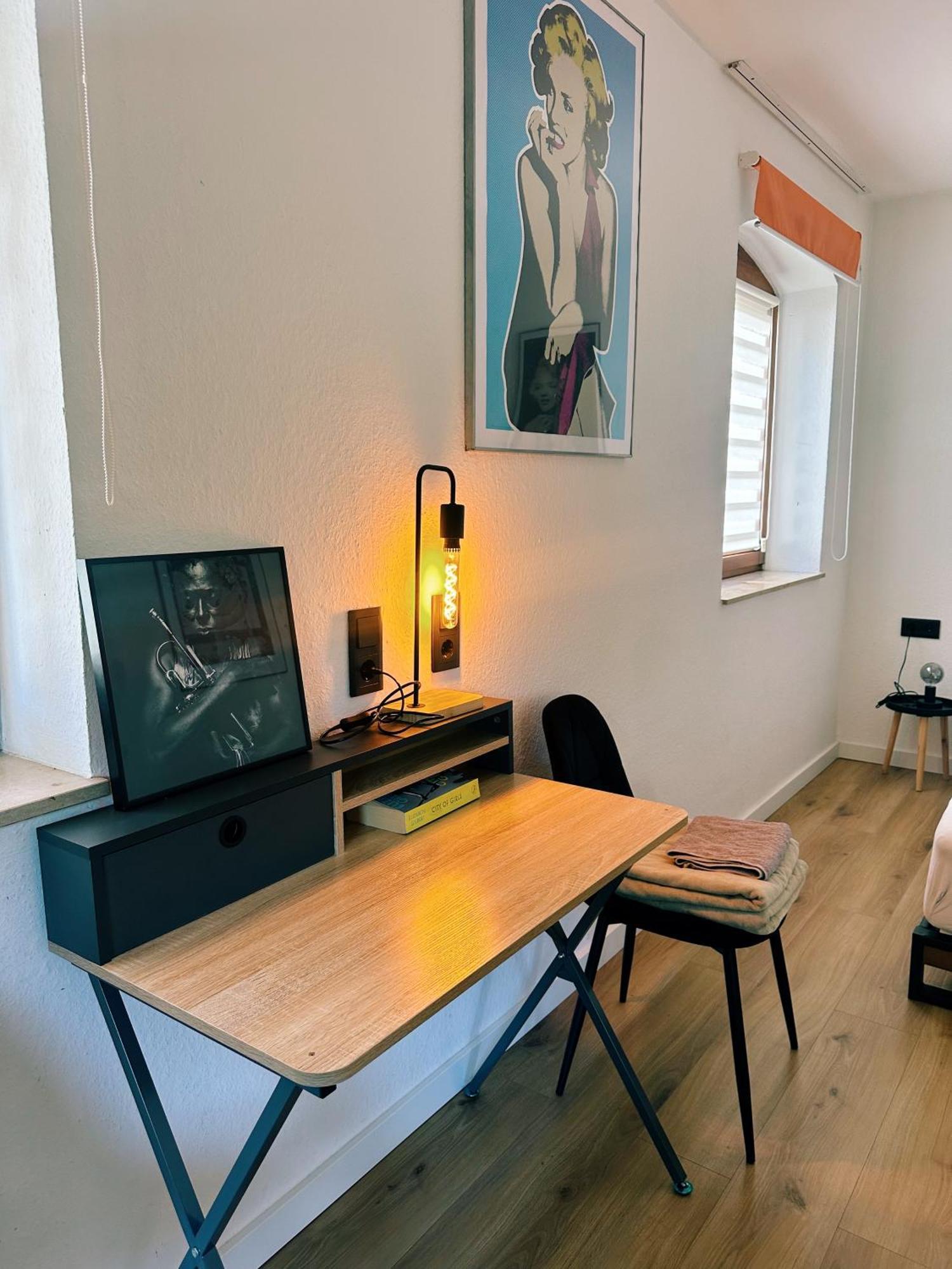 שווביש האל Coole Wohnung + Gratis Parkplatz מראה חיצוני תמונה